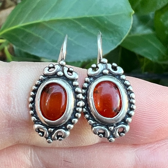 VINTAGE 925 STERLING SLVR OVAL AMBER SMALL ORNATE EARRINGS DROP DANGLE WIRE LOCK - Picture 6 of 16